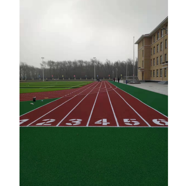 塑料跑道施工實景圖2